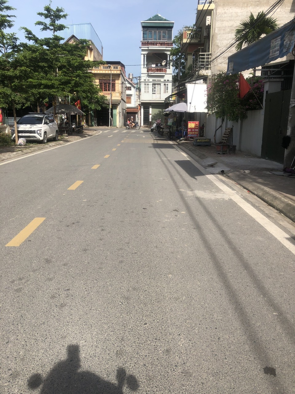 ĐẤT ĐẸP ĐA TỐN-GIA LÂM* ĐƯỜNG RỘNG- NGÕ THÔNG TỨ TUNG- Ô TÔ CHẠY VÙ VÙ* 93M2 NHỈNH 6 TỶ
