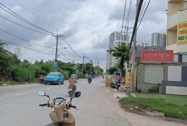 Nhà 3 tầng BTCT hẻm xe tải 1 xẹt Nguyễn Xiển, 66m2, 5.6 tỷ, sát Vinhomes