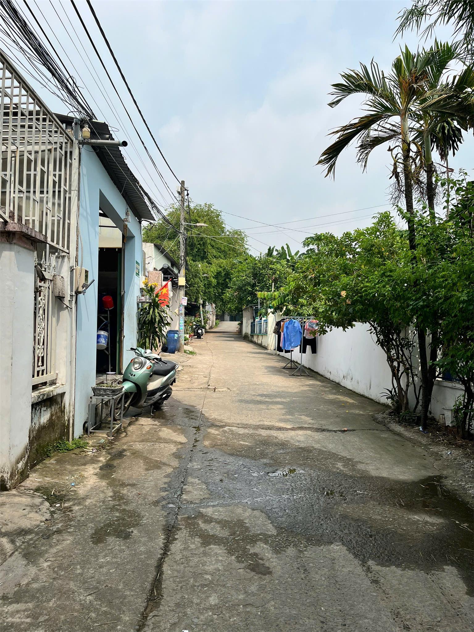 3.999 tỷ – Nhà mặt tiền đường nhánh Nguyễn Xiển, 125m2 có dòng tiền kinh doanh