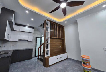 NHÀ LIÊN MẠC – 30M² – 6 TẦNG – Ô TÔ ĐỖ CẠNH NHÀ – CẠNH HỒ ĐIỀU HÒA – 5,9 TỶ