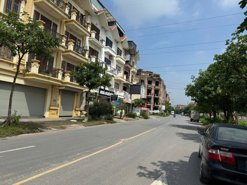 KĐT XaLa Hà Đông – 178m chỉ cần 5 tỷ 600tr ,gần bệnh viện quân y  103,bệnh viện bỏng  ,siêu thị Vinmat phía trước là trục đường đôi lớn nhất khu đô thị