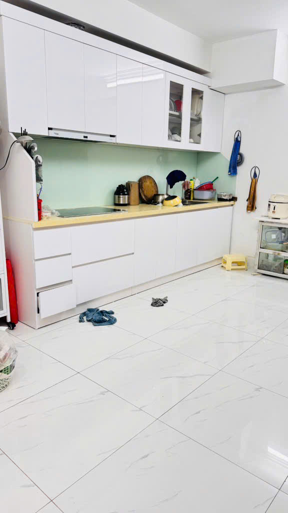 NHÀ PHÚ DIỄN – 36M² x 5 TẦNG CHẮC CHẮN – 1 NHÀ RA Ô TÔ TRÁNH – HƠN 8 TỶ