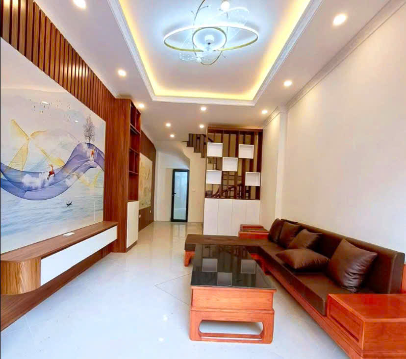 BÁN NHÀ LẠC LONG QUÂN – 40M – 5T – GẦN Ô TÔ – NGÕ THÔNG – 2 THOÁNG – GIÁ CHỈ 7.4 TỶ. 0968669247