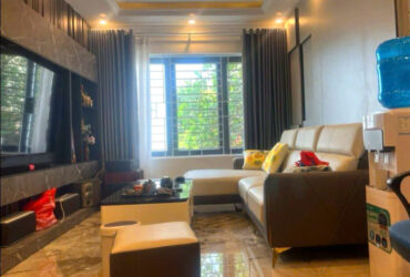BÁN NHÀ VÕ CHÍ CÔNG – 38M x 5 TẦNG, DÂN XÂY, GIÁ 7.5 TỶ. 0968669247