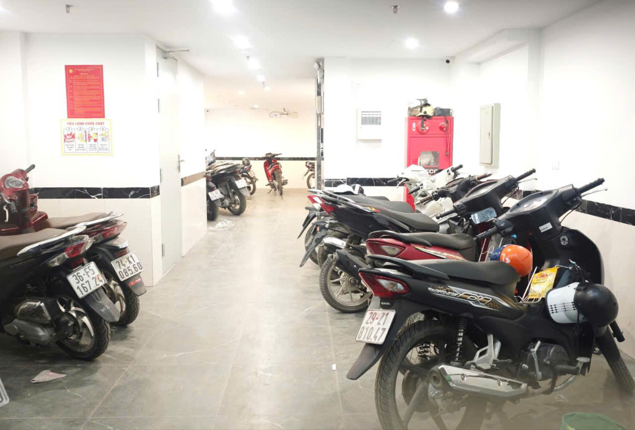 Bán CCMN Lê Đức Thọ , DT 85 M2 – 7 tầng thang máy – Doanh thu 1.2 tỷ/năm – Giá 19.8 tỷ