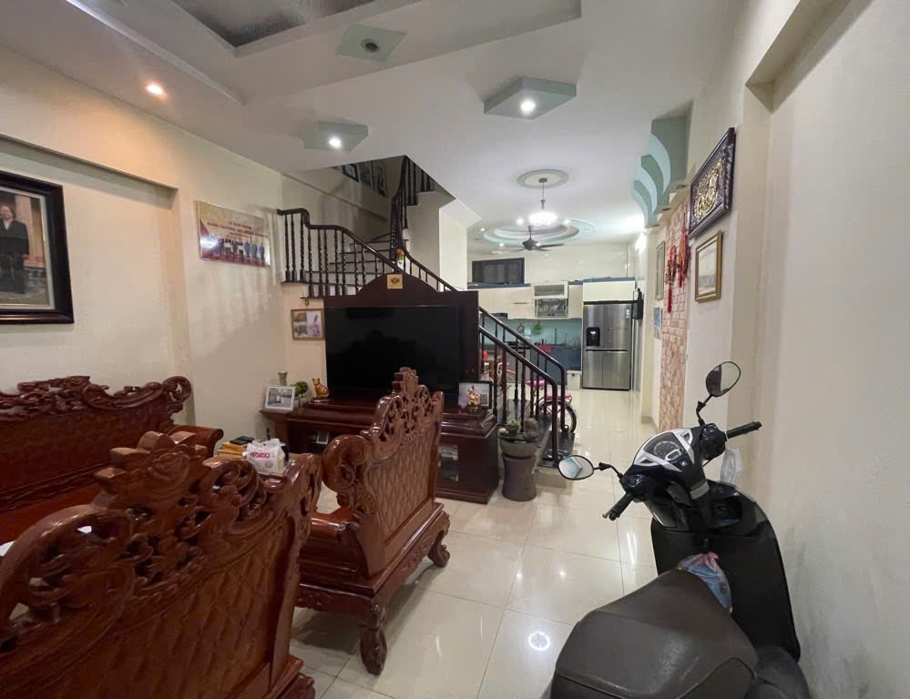 Nhà đẹp Phú Diễn 59.3m2 – 5 tầng – 2 thoáng, ô tô gần phố, KD, giá 10.5 tỷ