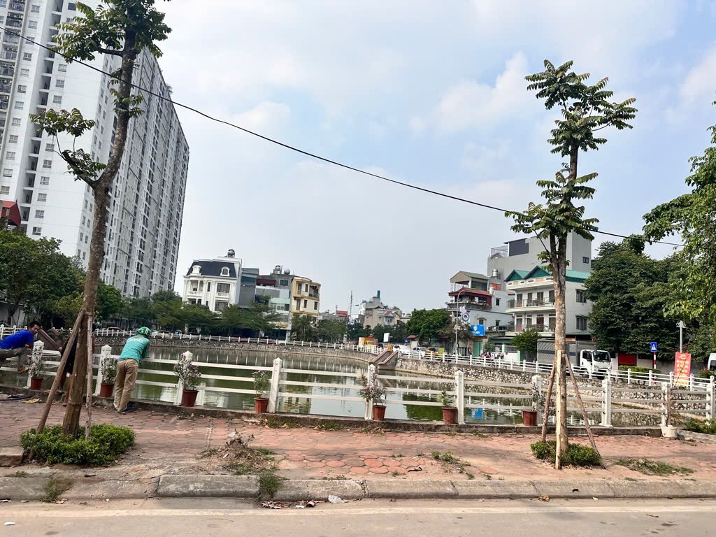 PHÚC LỢI,LONG BIÊN 11tỷ 111m LÔ GÓC Ô TÔ ĐỖ CỬA,MẶT TIỀN 8m