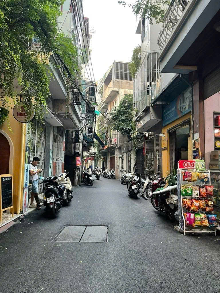 BÁN NHÀ TRẦN THÁI TÔNG – 68M X 6 TẦNG – LÔ GÓC – NGÕ THÔNG – KINH DOANH – ÔTÔ ĐỖ CỬA – 16.8 TỶ. 0968669247