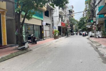 NHÀ DÒNG TIỀN- phố NGUYỄN CHÍ THANH- Thang máy- Chỉ 21 tỷ