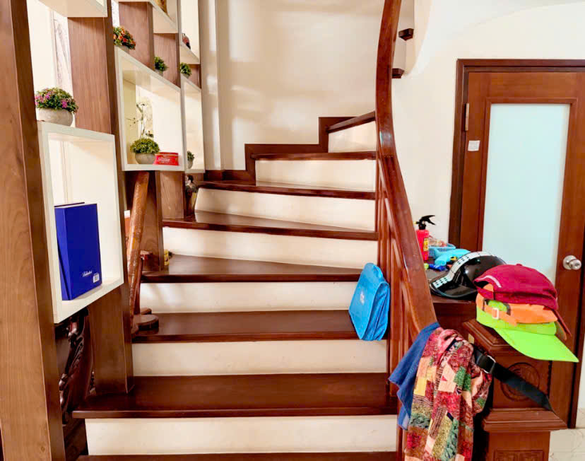 BÁN NHÀ NGUYỄN KHÁNH TOÀN – 62M² – 6 TẦNG – DÂN XÂY – PHÂN LÔ – Ô TÔ – NGÕ THÔNG RỘNG – GIÁ CHỈ 16 TỶ