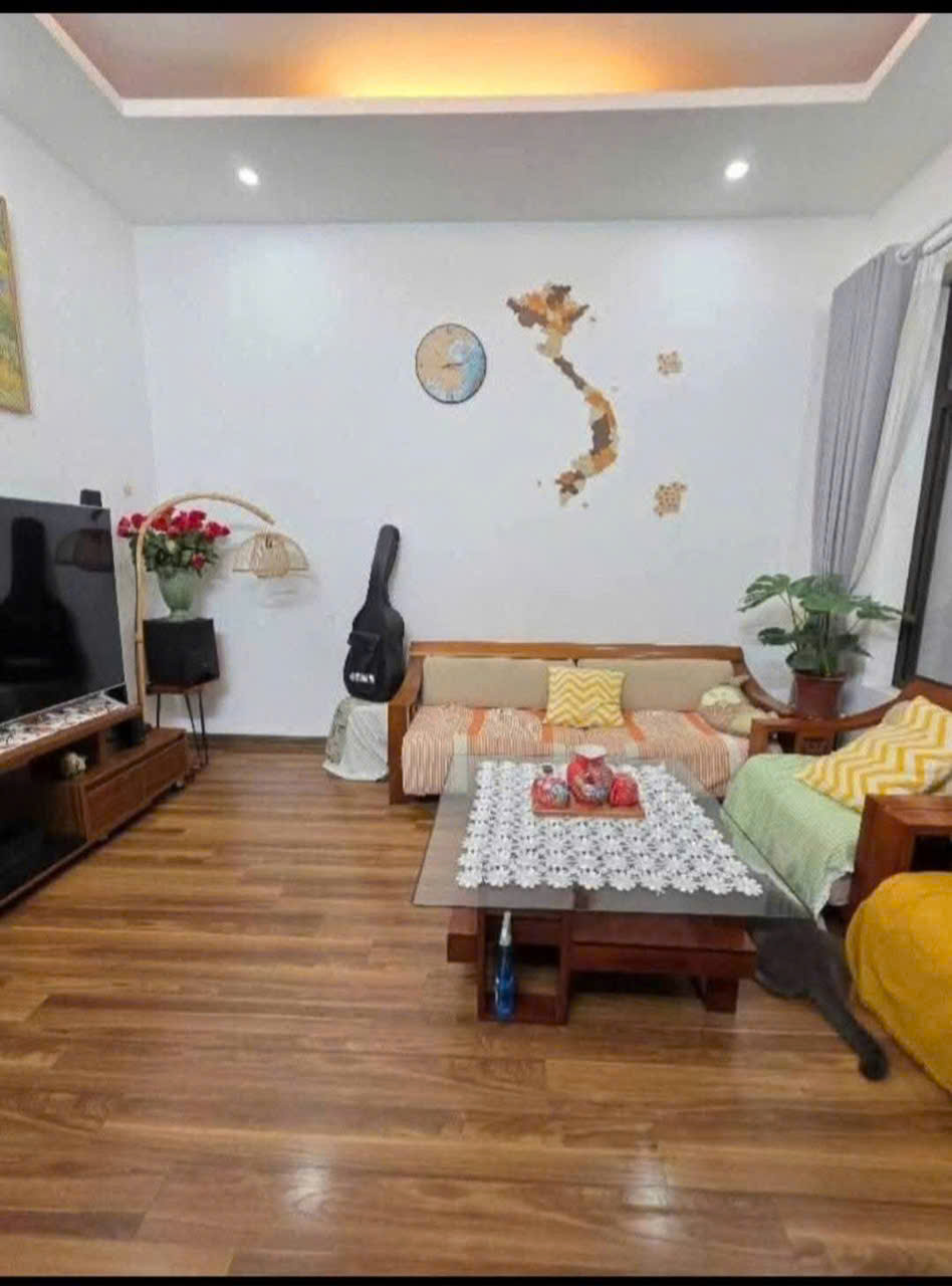 BÁN NHÀ HOÀNG QUỐC VIỆT – 50M² X 5 TẦNG, MẶT TIỀN 5M – PHÂN LÔ – Ô TÔ TRÁNH – GIÁ 15.2 TỶ