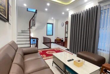 Vũ Xuân Thiều – Hàng xóm Vinhomes – 45mx 6 tầng chỉ 6.3 tỷ