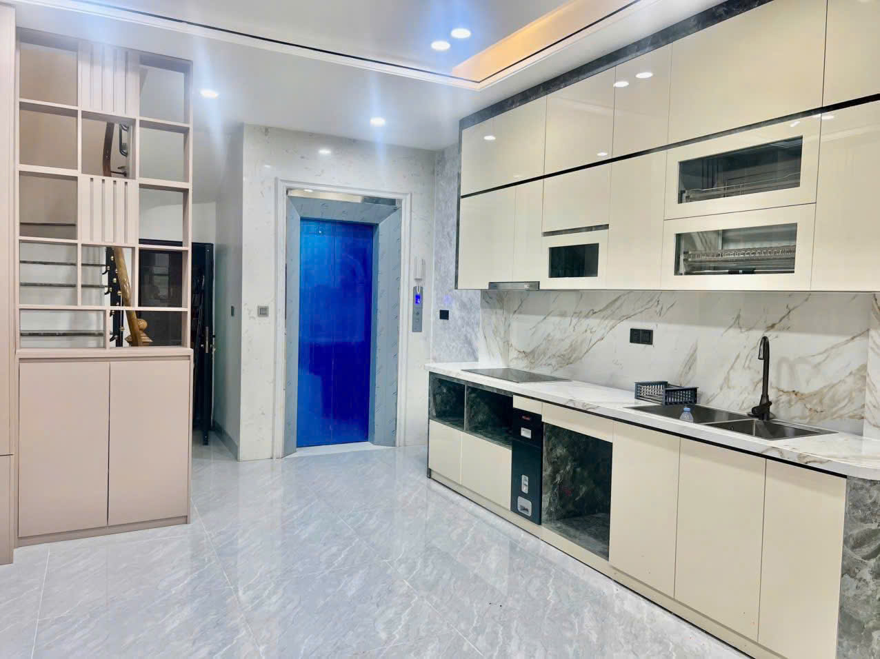 BÁN NHÀ MẶT NGÕ XUÂN ĐỈNH – 50M² – 6 TẦNG THANG MÁY – MT 4.3M – PHÂN LÔ – Ô TÔ – GIÁ 12 TỶ