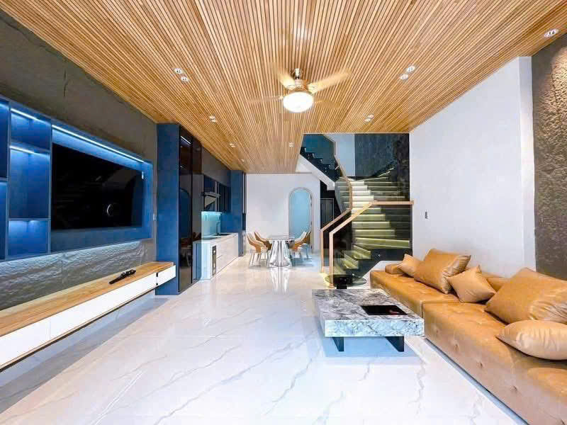 BÁN NHÀ MẶT NGÕ XUÂN LA – 45M² – 6 TẦNG THANG MÁY – MT 4M – PHÂN LÔ – Ô TÔ – KINH DOANH – GIÁ 11.8 TỶ