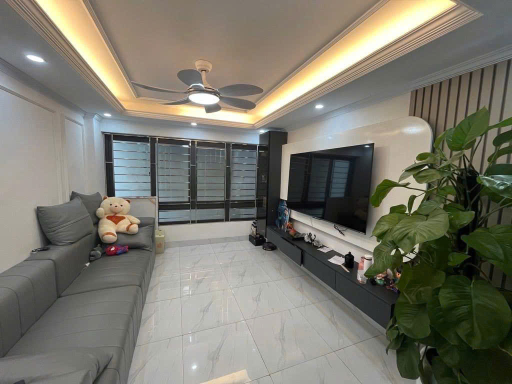 BÁN NHÀ LẠC LONG QUÂN – 50M² – 6 TẦNG – MẶT TIỀN 4.1M – NGÕ Ô TÔ TRÁNH – LÔ GÓC – GIÁ 12 TỶ