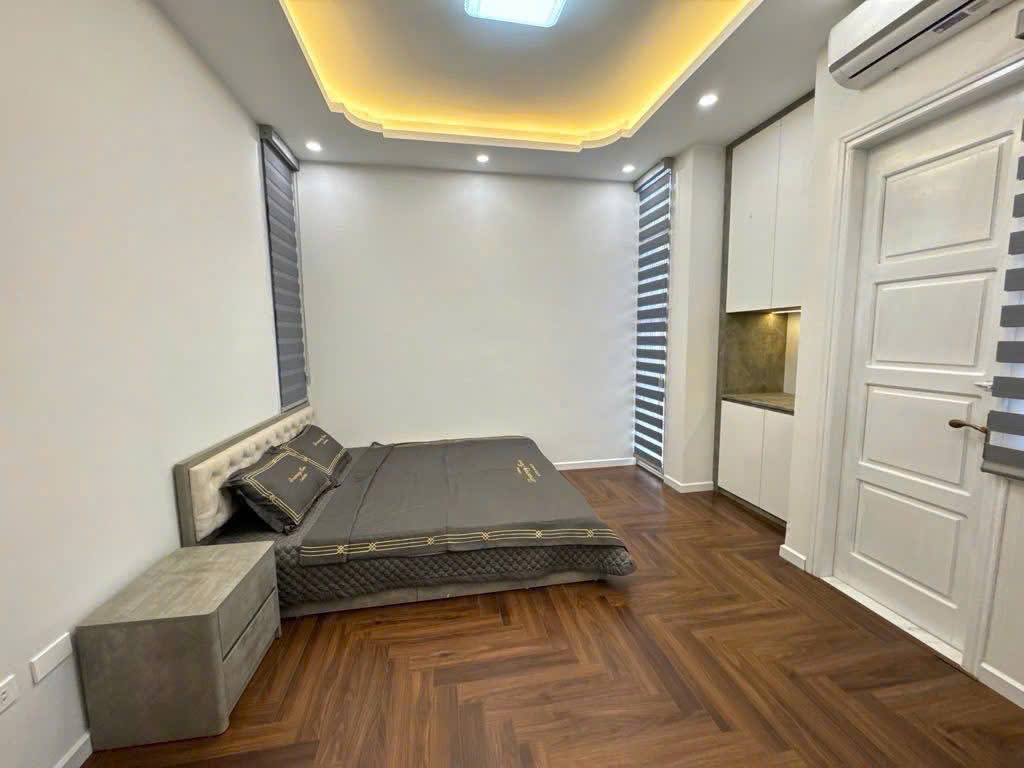 BÁN NHÀ CỔ NHUẾ – 50M² – 6 TẦNG THANG MÁY – MẶT TIỀN 5M – PHÂN LÔ – Ô TÔ – GIÁ 12 TỶ