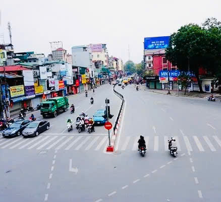 Tây Sơn – Gần 8 tỷ- 6 tầng- Cực đẹp- 10m ra phố.