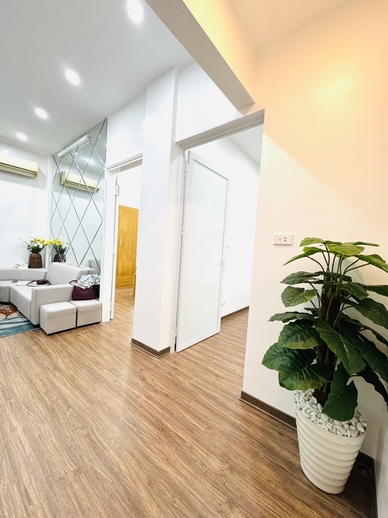 CĂN HỘ NGUYỄN PHONG SẮC CẦU GIẤY  60M 3 TỶ 980-2 NGỦ 2 WC