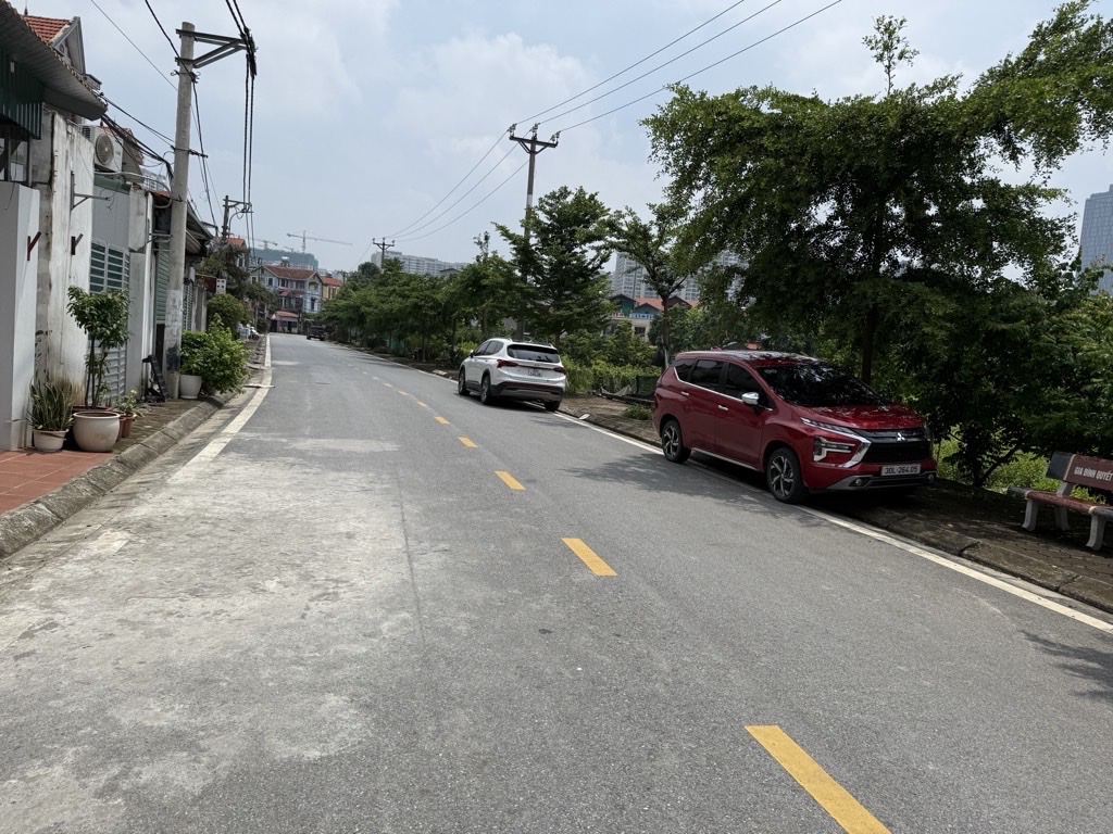* BÙM * BÙM * BÙM * CỰC HIẾM(ĐA TỐN-GIA LÂM)-LÔ GÓC HAI MẶT THOÁNG

SÁT NÁCH UBND-TRƯỜNG CẤP 1,2 – Ô TÔ – NGÕ THÔNG – Ở SƯỚNG!!! S62m*$5,4tỷ