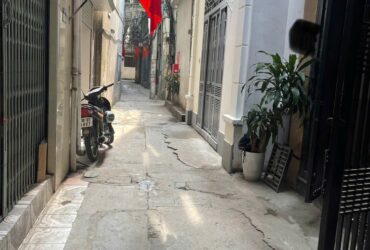 Nhà Giải Phóng – Phương Liệt – 37m2, 4T – 6.93 tỷ(CTL) – Lô góc-  20m ra Giải Phóng – Cạnh ĐH Kinh Tế Quốc Dân.
