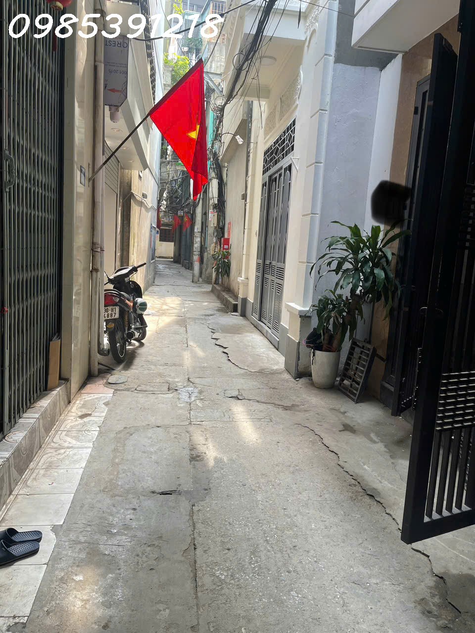 Nhà Giải Phóng – Phương Liệt – 37m2, 4T – 6.93 tỷ(CTL) – Lô góc-  20m ra Giải Phóng – Cạnh ĐH Kinh Tế Quốc Dân.