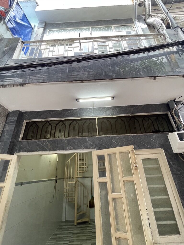 Bán nhà 2 tầng, gần Lũy Bán Bích, Hoàng Xuân Nhị, Đầm sen, trung tâm Tân Phú chỉ hơn 2 tỷ