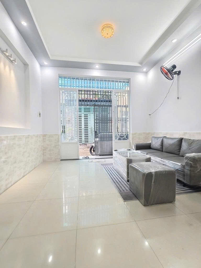 Bán nhà 2 tầng BTCT – 32m2 (4×8) – hẻm xe hơi 5m – đường số 16 – gần Aeon Mall – hơn 3 tỷ