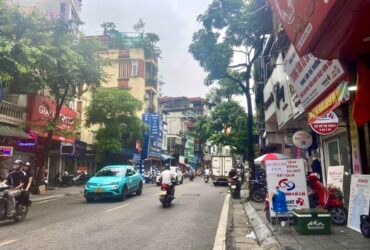 MẶT PHỐ – NHÀ MỚI ĐẸP – LÔ GÓC – THANG MÁY –  ĐANG CHO NGÂN HÀNG THUÊ 70TRIỆU 1 THÁNG