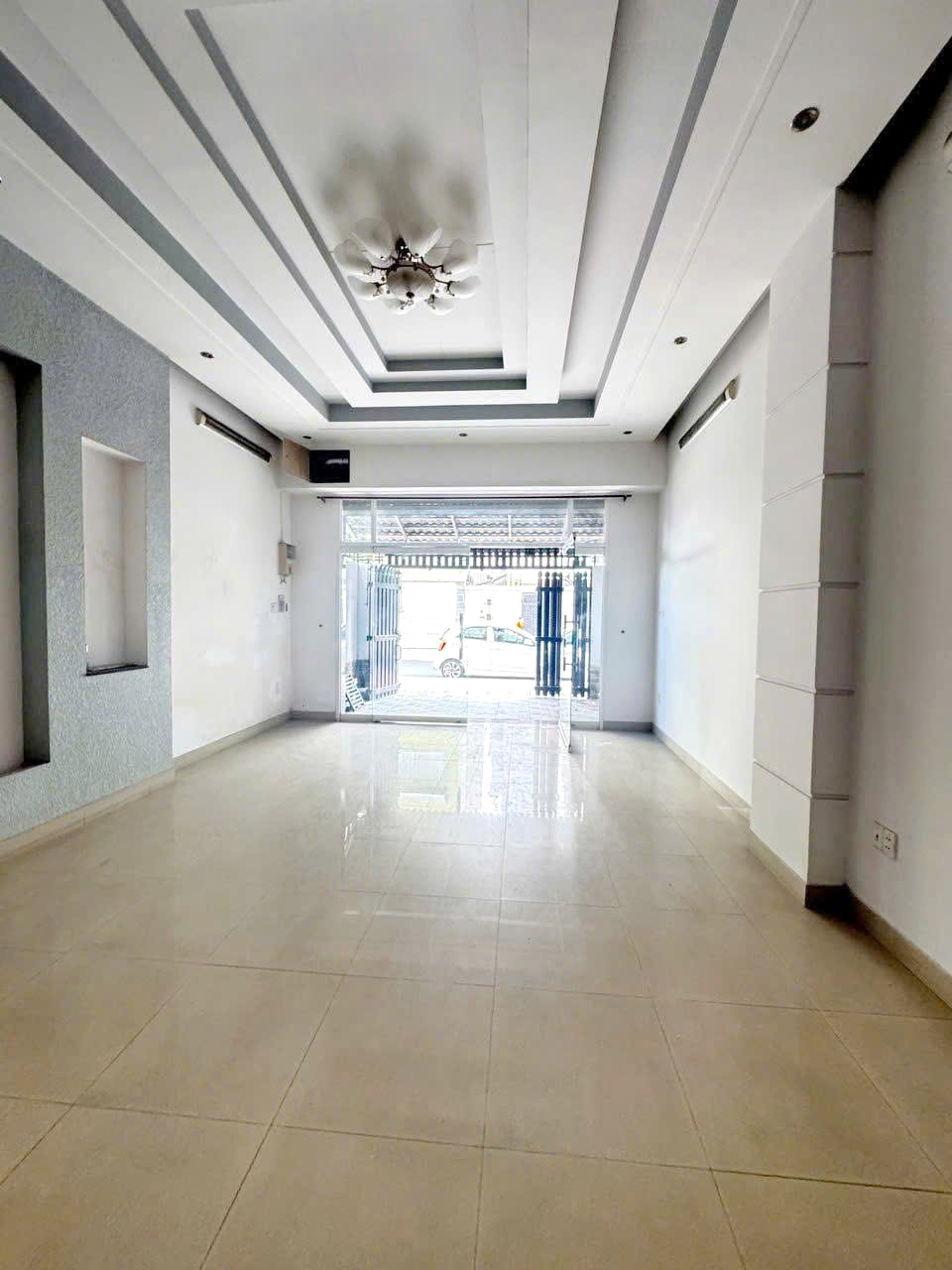 Nhà 5x20m, 3 lầu, khu Dương Quang Đông P5 Q8