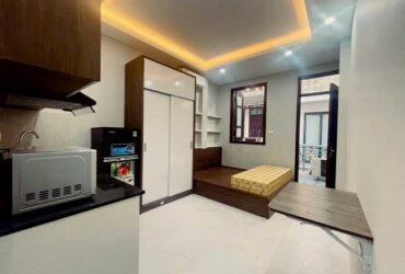 Bán căn CCMN 60m, 10 phòng khép kín full đồ, thang máy êm ru, dòng tiền ổn định, vài bước ra phố, khu Bách – Kinh – Xây