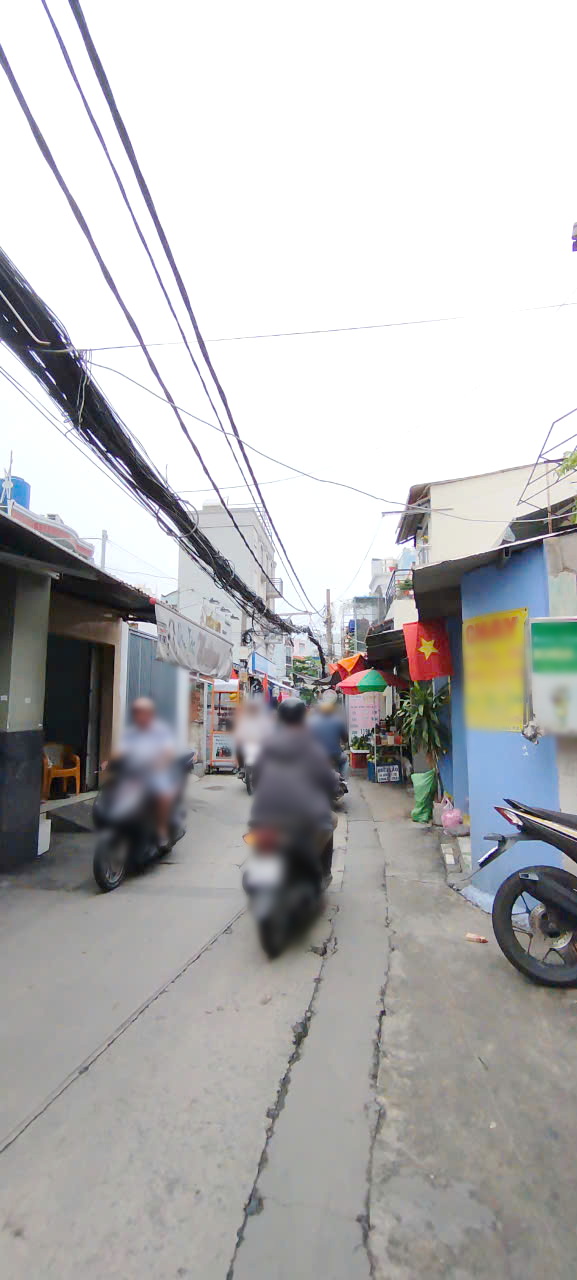 Bán nhà 2 tầng hẻm 258 Dương Bá Trạc P2 Q8