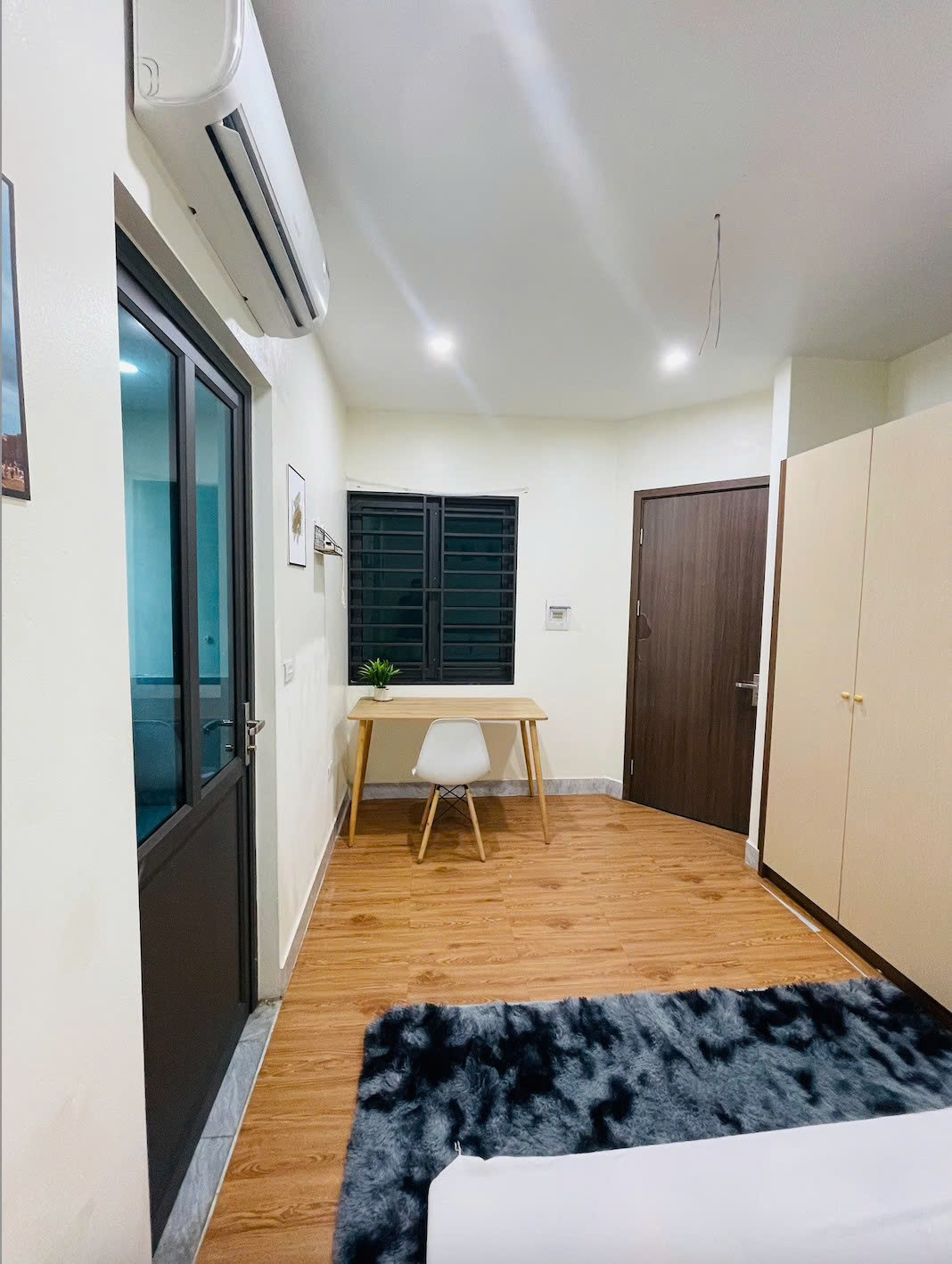 TÒA NHÀ 7 TẦNG, 1 TUM – PHÚ DIỄN – Full đồ như hình khách vào ở luôn