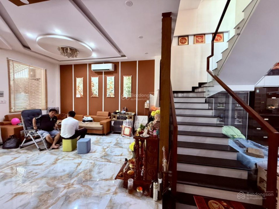 BÁN BIỆT THỰ LÔ GÓC 2 MẶT TIỀN – KDC HIỆN HỮU, QUẬN 8 – VỈA HÈ LÁT ĐÁ SANG TRỌNG – CHỈ 14.5 TỶ