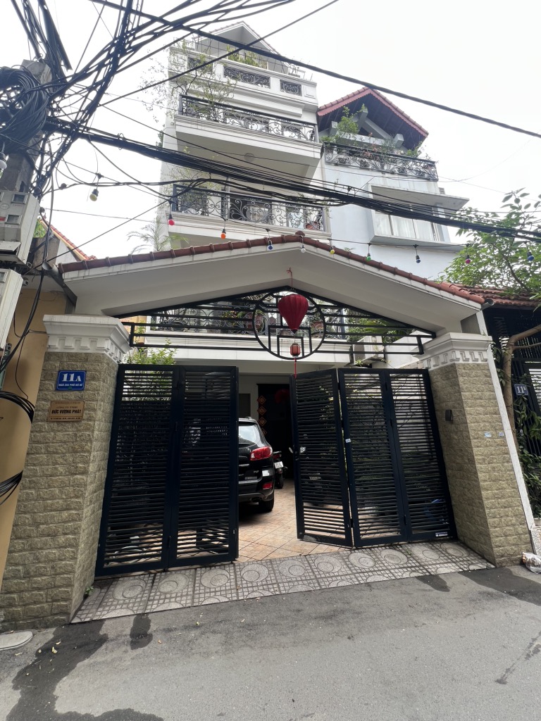 THẠCH BÀN,LONG BIÊN 27tỷ 150m MẶT TIỀN 8m NHÀ VƯỜN LIỀN KỀ DÂN TRÍ CAO