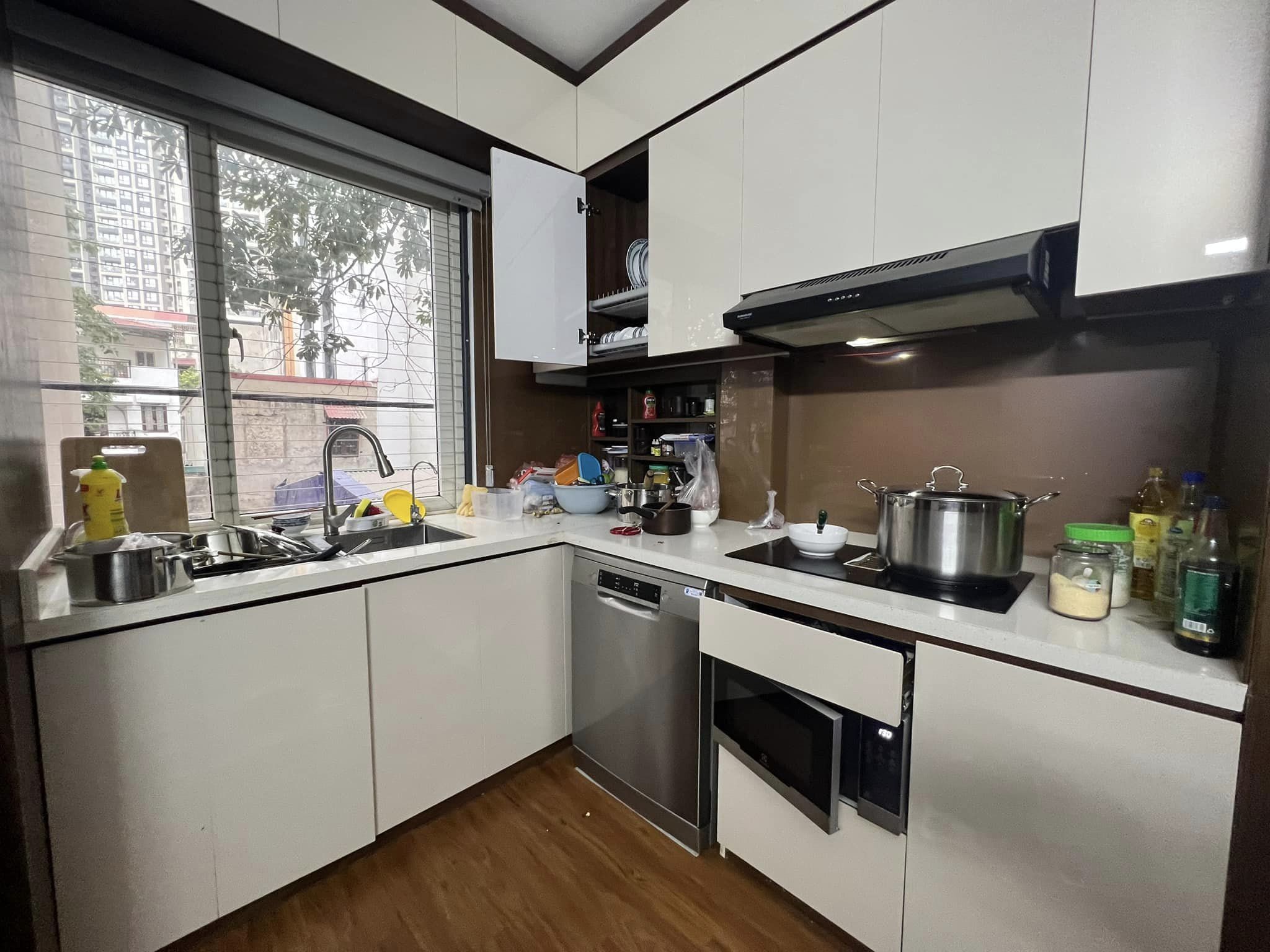NHÀ PHẠM VĂN ĐỒNG – NGÕ THÔNG XUÂN ĐỈNH – 32M²  – 70M RA PHỐ -5,5 TỶ