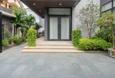 Chủ vay bank nhảy nhóm! Bán gấp biệt thự Linh Đàm – 310m2 – 59 tỷ – gần hồ
