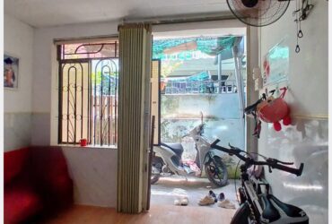 BÁN NHÀ TTTP CẤP 4 CÓ GÁC HẺM 2/4 PHƯỜNG NHA TRANG CHỈ 1TY4