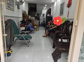 Nhà HXH Đường Nguyễn Tiểu La Quận 10 Phường 8.