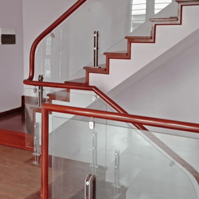Tôi cho thuê nhà mới, căn góc, 93m2_ 5T; vỉa hè, Hoàng Quốc Việt-30 Tr