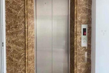 Tôi cho thuê nhà mới, căn góc, 95m2_ 5T; vỉa hè, Hoàng Quốc Việt-30 Tr