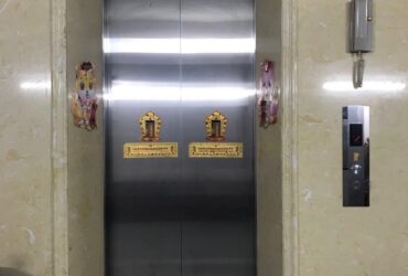 Nhà tôi cho thuê nhà hai cửa đi, mới, 99m2_ 4T; vỉa hè, Lò Đúc-31 Tr