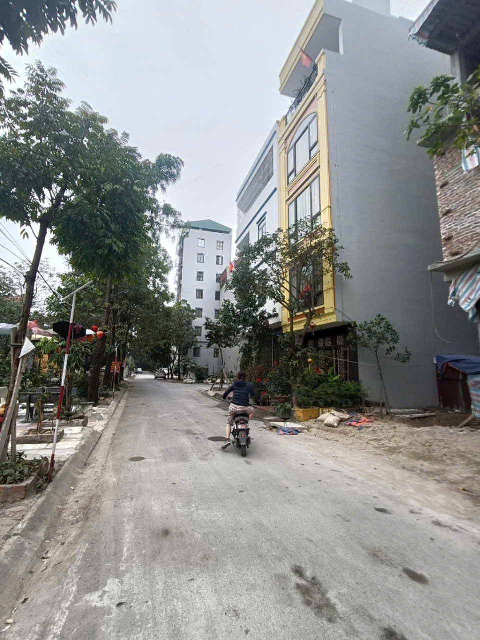 KHU ĐẤT DV MAN BỒI – BALA HÀ ĐÔNG 51M CHỈ HƠN 14 TỶ – 6 TẦNG THANG MÁY – PHÂN LÔ VỈA HÈ – Ô TÔ TRÁNH – KINH DOANH