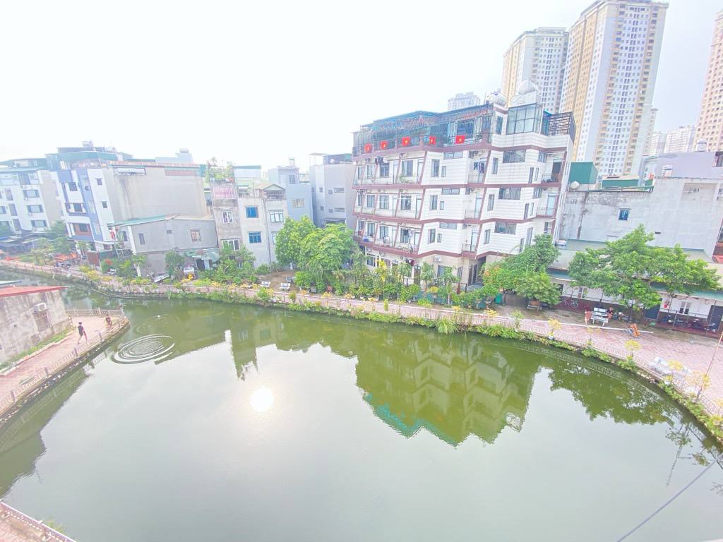CHỈ HƠN 7 tỷ CÓ NGAY SIÊU PHẨM VIEW HỒ TRIỆU ĐÔ – LÔ GÓC 3 THOÁNG – NHÀ MỚI CỨNG _ ô tô vào tận rinh phủ
