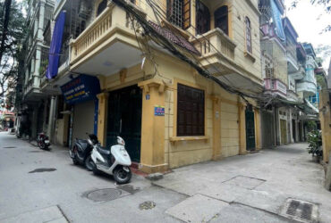 Lạc Long Quân – dân xây -ngõ thông – oto tránh – kinh doanh – giá nhỉnh 11 tỷ.