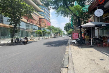 SIÊU PHẨM CỰC VIP MẶT PHỐ NGUYỄN  THÁI HỌC CON PHỐ CHÍNH THÔNG THƯƠNG NỐI LIỀN NHIỀU QUẬN CHÍNH BA ĐÌNH, HOÀN KIẾM,ĐỐNG ĐA
