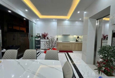 BÁN NHÀ PHỐ TỪ HOA 68M*5 TẦNG 2 MẶT THOÁNG, CÁCH HỒ TÂY 100M THIẾT KẾ SANG – GIÁ 26.8 TỶ