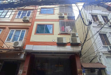 TOÀ CCMN MẶT PHỐ  CỰ LỘC ĐẲNG CẤP – LÔ GÓC – CÓ HẦM – THANG MÁY – PCCC ĐẦY ĐỦ – DOANH THU GẦN 900TR/NĂM 
VỚI DIỆN TÍCH 70M TÒA NHÀ 9 TẦNG MẶT TIỀN 5M ĐÃ HẠ CHÀO