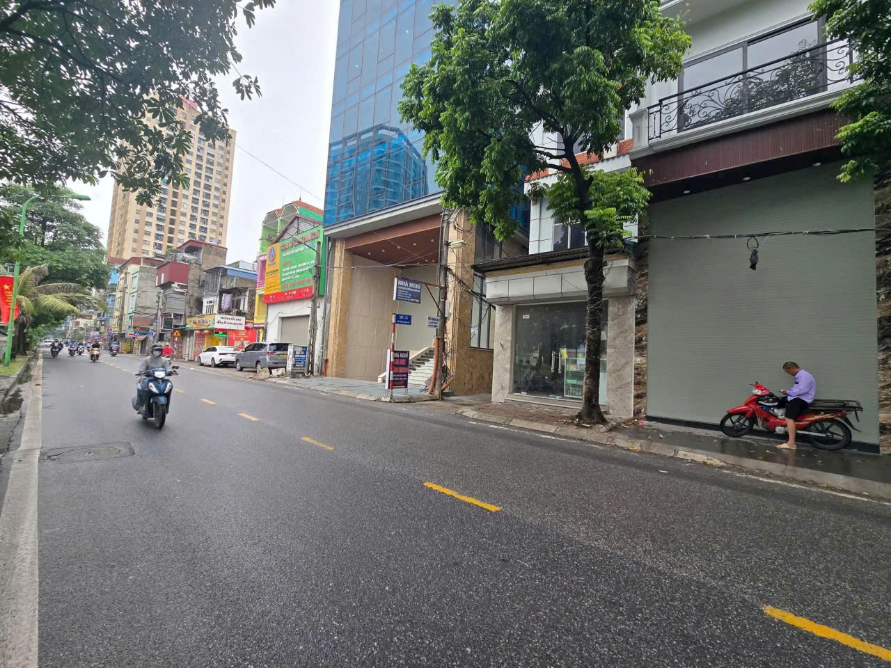SIÊU PHẨM MẶT PHỐ  ,LÊ TRỌNG TẤN ,TRỊNH ĐÌNH CỬU
–  ĐƯỜNG 3 Ô TÔ TRÁNH – KINH DOANH  SẦM UẤT NGÀY ĐÊM
