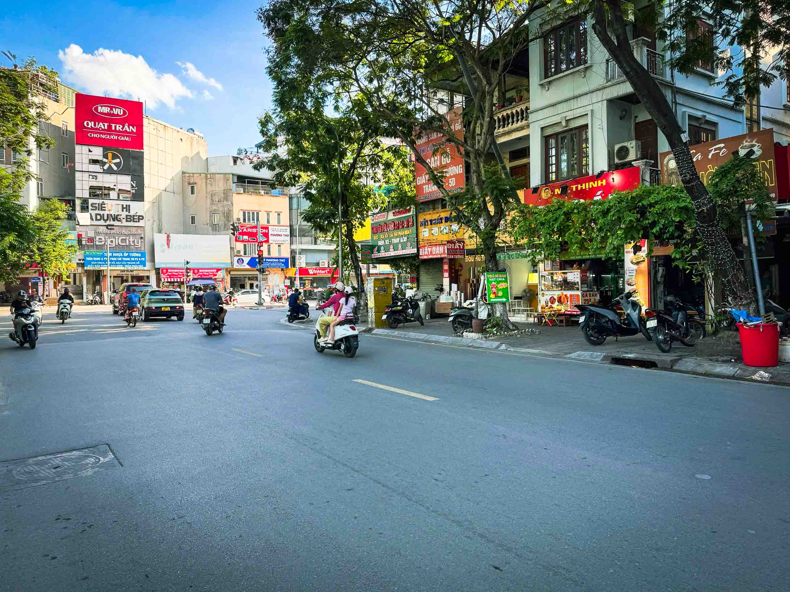 Đầu tư siêu ngon, Nhà mặt phố – 69m2 – MT 10m – 21 tỷ Bạch Mai, Lê Thanh Nghị