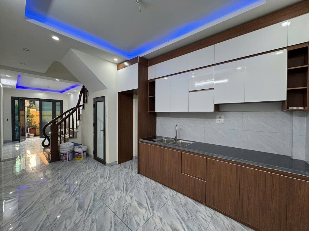 ĐỒNG MAI – HÀ ĐÔNG GIA ĐÌNH CẦN BÁN NHÀ DT 35M2 THIẾT KẾ 4 TẦNG, NHỈNH 3 TỶ